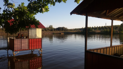 Рибалка на базі відпочинку «Кльове місце» у Вінницькій області