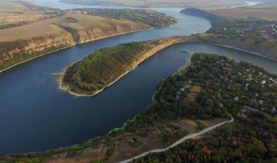 Риболовля на річці Дністер біля с. Діброва 