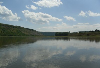 Рибалка на водоймі в Пужниках