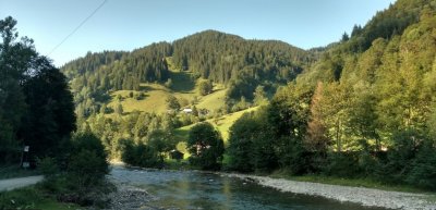 Рибалка на водоймі в Пужниках