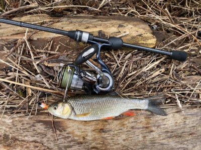 Риболовля на водоймі у Бобовищах