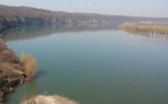 Рыбалка с берега на спиннинг и фидер на реке Днестр в с. Маяки Одесской области