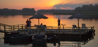 Рыбалка на базе отдыха «Маяк»