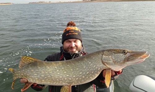 Рыбалка на базе отдыха: «Трехэтажка на Набережной»