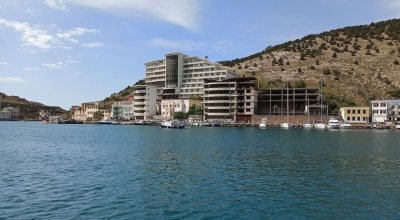 Морская рыбалка в Балаклавской бухте в Крыму