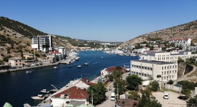 Морская рыбалка в Балаклавской бухте в Крыму