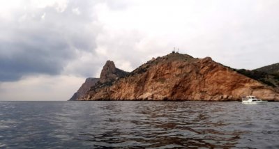 Морская рыбалка в Балаклавской бухте в Крыму