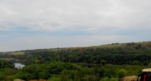 Река Южный Буг ниже Александровской ГЭС 