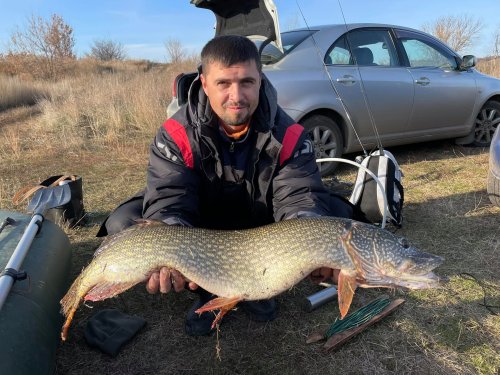 Рыбалка на ставке в с. Пески