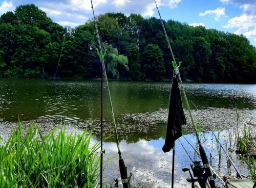 Рыбалка на водоёме в с. Островерховка