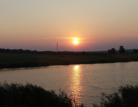 Рибалка у селі Марфополь на річці Гайчур 