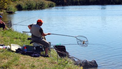 Рибалка на Якимівських ставках