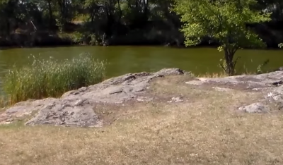 Рибалка у селі Гнарівське 