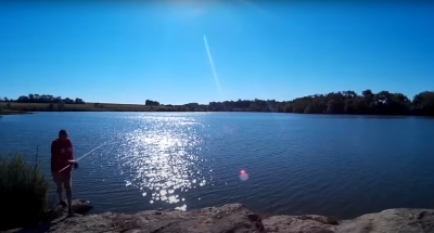 Рибалка у селі Гнарівське 