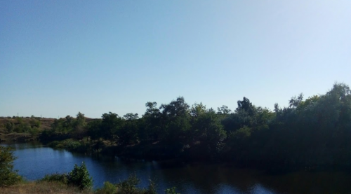 Рибалка у селі Марфополь на річці Гайчур 