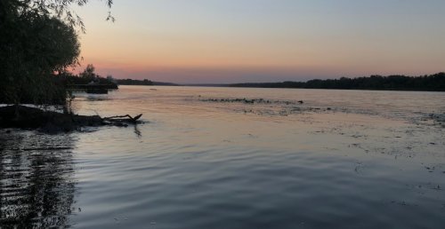 Рибалка у селі Нижня Хортиця Запорізький р-н. Запорізька обл.