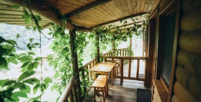 Рибалка та кемпінг на Дністрі «Білий Бізон»