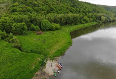 Рибалка та кемпінг на Дністрі «Білий Бізон»
