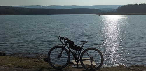 Озеро «Доброгостівське водосховище» у Львівській області