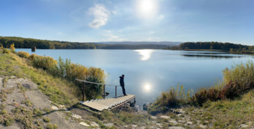 Озеро «Доброгостівське водосховище» у Львівській області