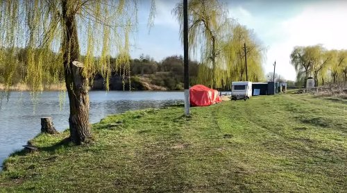 Рибалка на озері Новий Стан 