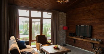 Рыболовная база на Днепре «Savage - eco club