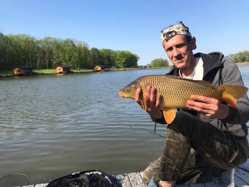 Відпочинковий комплекс «Козацька слобода-Раковець»