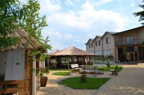 Риболовля та відпочинок на турбазі «Nester-House» 