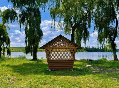 Риболовля на спортивній водоймі «Winfish» у  селі Киданці, Тернопільска обл