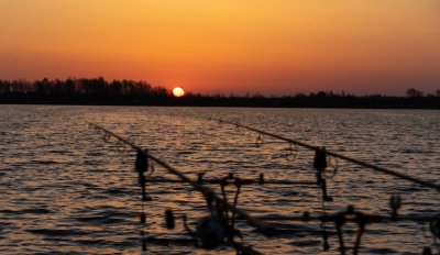 Рибалка на Озері Кричевичі у Волинській області