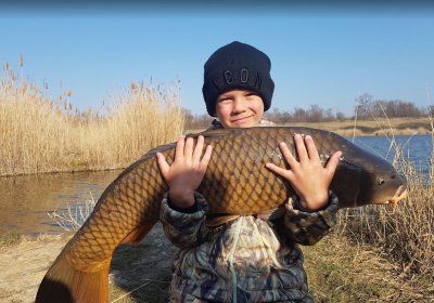 Рыбалка на озере Аква-Сити в Одесской области