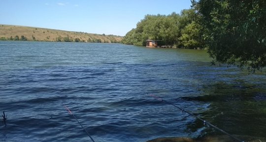 Рибалка на Дмитренківському водосховищі
