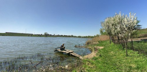 Рибалка біля села Токарі Сумської області