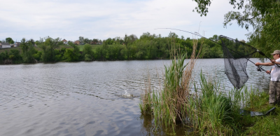 Рибалка на водоймі Хутір