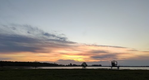 Озеро біля Підгородного у Волинській області