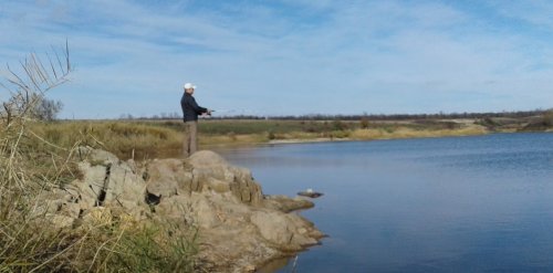Рибалка біля села Андріївка Донецької області