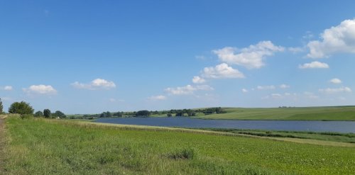 Рибалка біля села Горзвин Волинської області