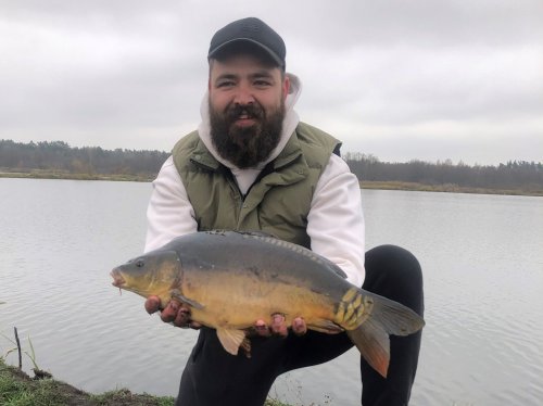 Рибалка в селі Пристань