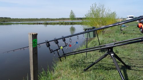 Рибалка в селі Пристань 