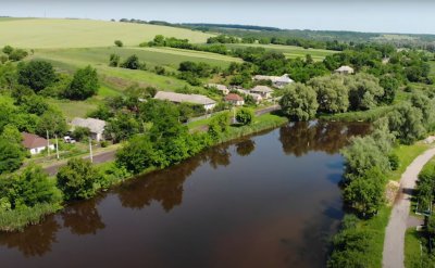 Рибалка на ставці у селі Стара Осота