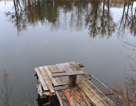 Рибалка на річці Гуйва у Житомирській області