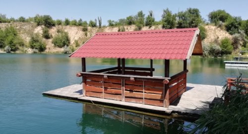 Новомиколаївський кар'єр 