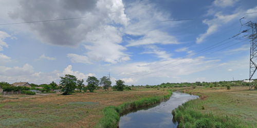Риболовля на каналі в смт. Якимівка Запорізької області
