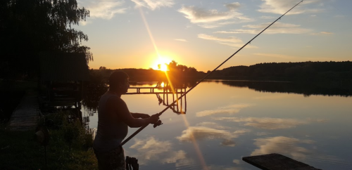 Риболовля біля села Буків: зона відпочинку «Сирники»