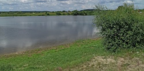 напиши опис про риболовлю на 3 - 5 речень