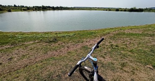 напиши опис про риболовлю на 3 - 5 речень