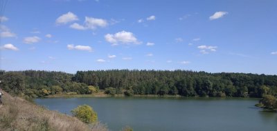 Рибалка на озері у с. Ксаверівка Житомирської області