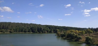 Рибалка на озері у с. Ксаверівка Житомирської області