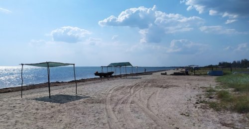 Риболовля в селищі Набережне в Запорізькій області