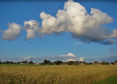 Рибалка у селі Тростянець Волинської області